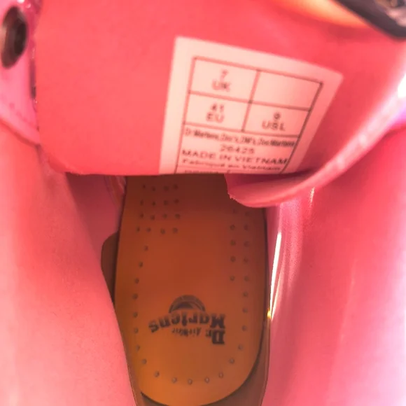 Dr. Martens Glossy Pink Combat Boots Women's Size 9 - Picture 8 of 10